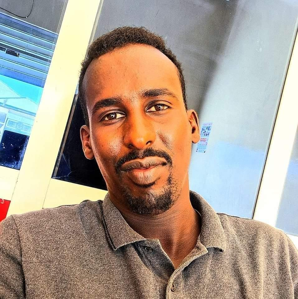 Dr. Maxamuud Abdirisaaq 12